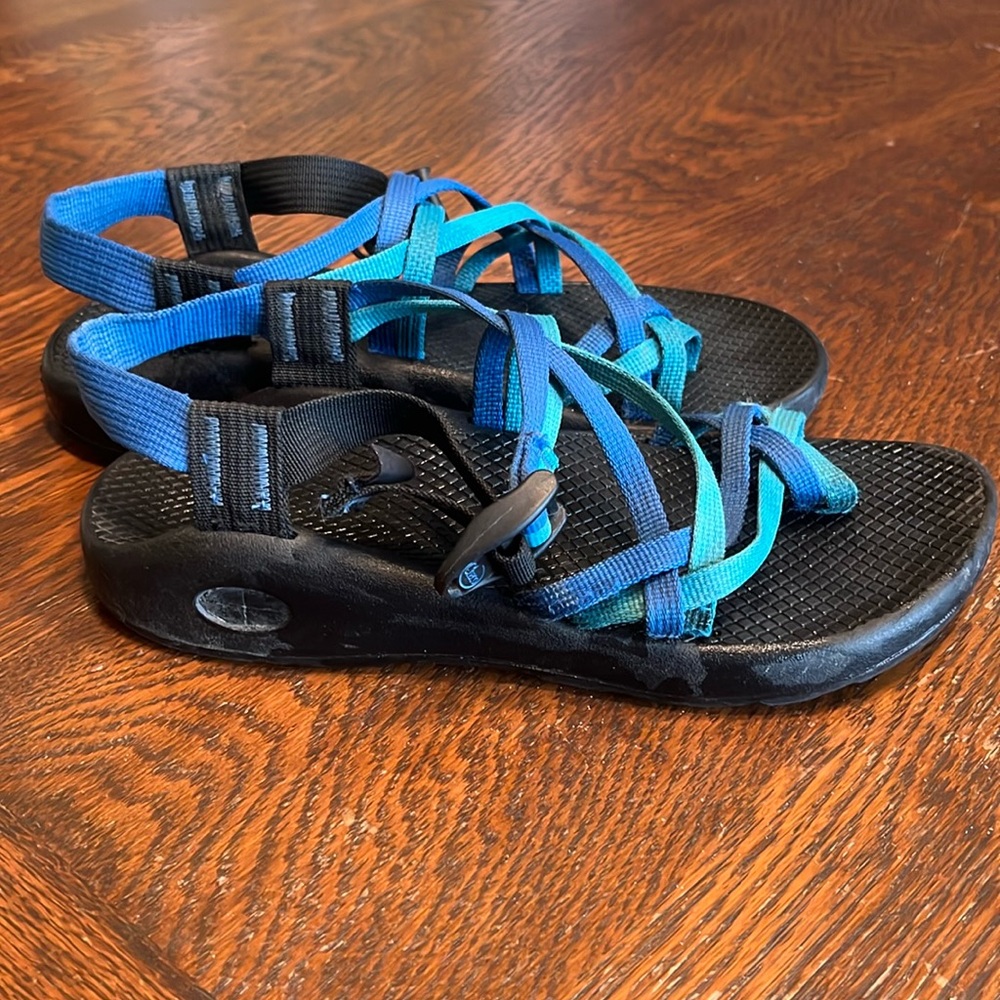 Chacos Blue Size 8